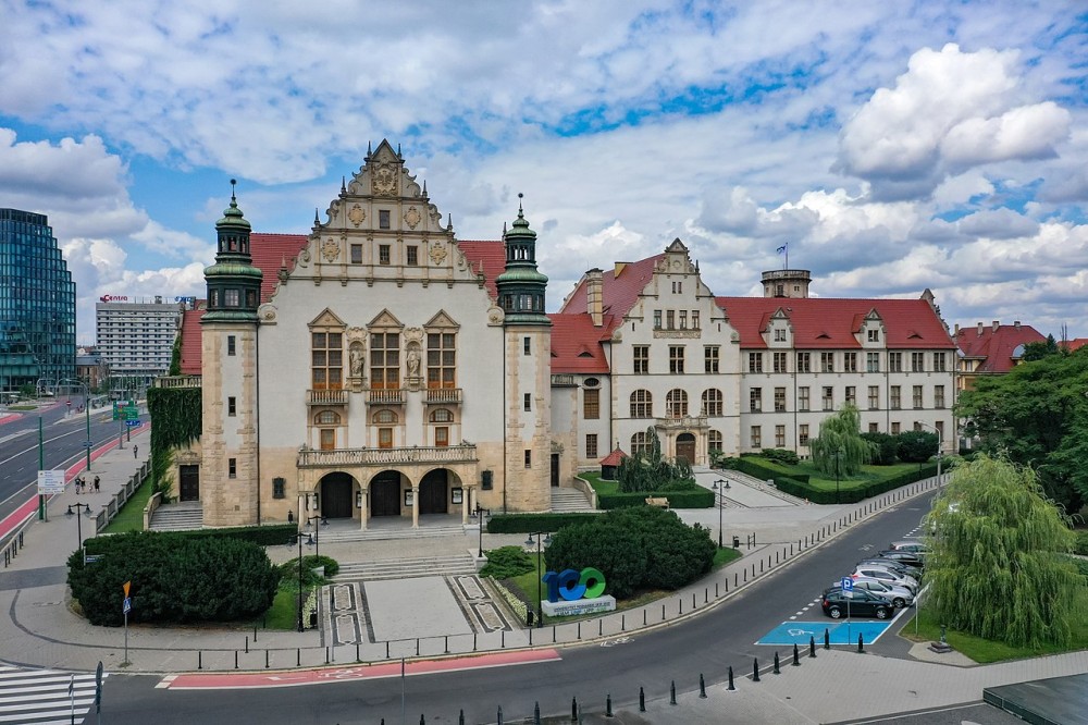 Adam Mickiewiecz University 