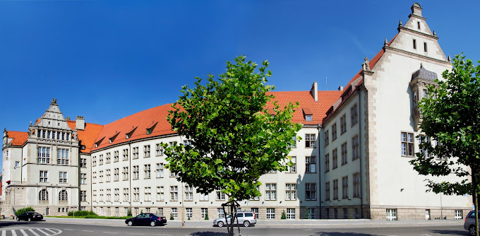 Wroclaw üniversitesi 